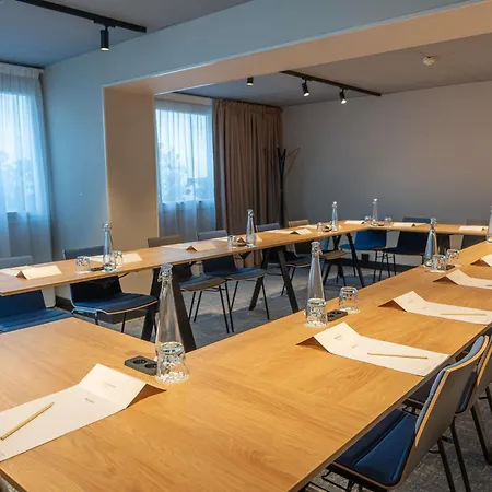 Novotel De Maine 호텔