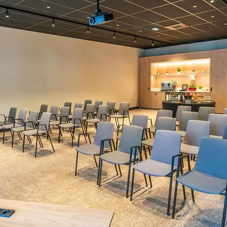 Novotel De Maine 호텔 4*