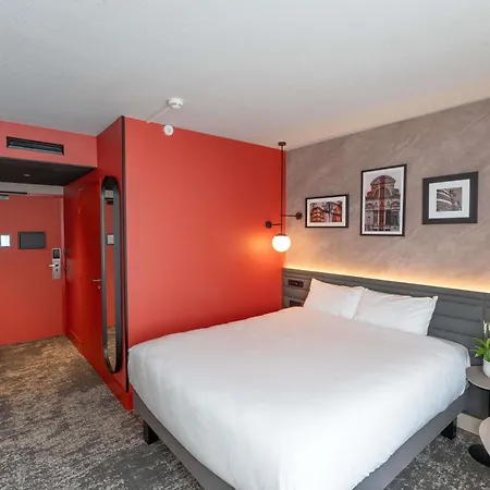 Mercure De Maine 4*