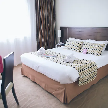 Mercure De Maine