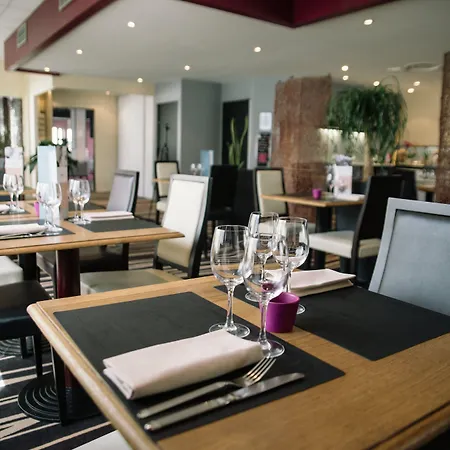 Mercure De Maine Hotel 4*