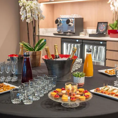Mercure De Maine Hotel 4*