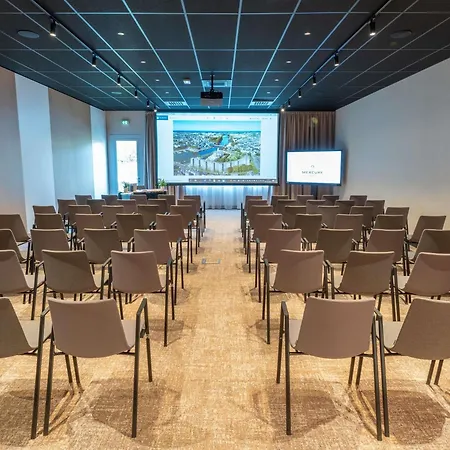 Отель Novotel De Maine Анже
