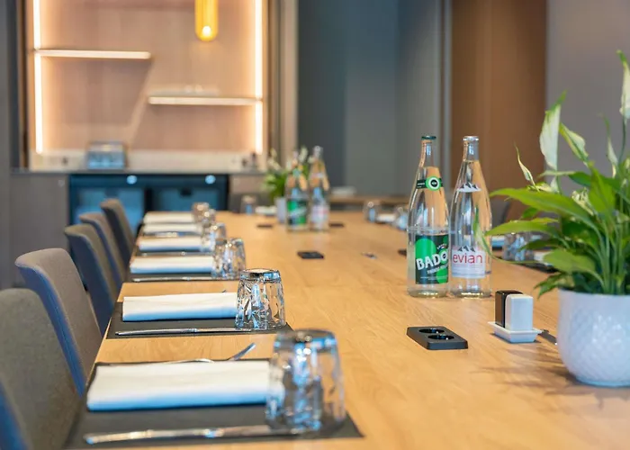 Mercure De Maine Hotel