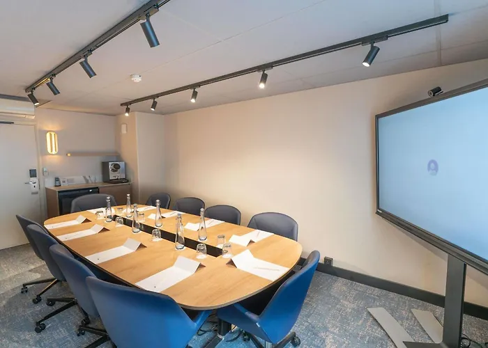 Mercure De Maine Hotel 4*