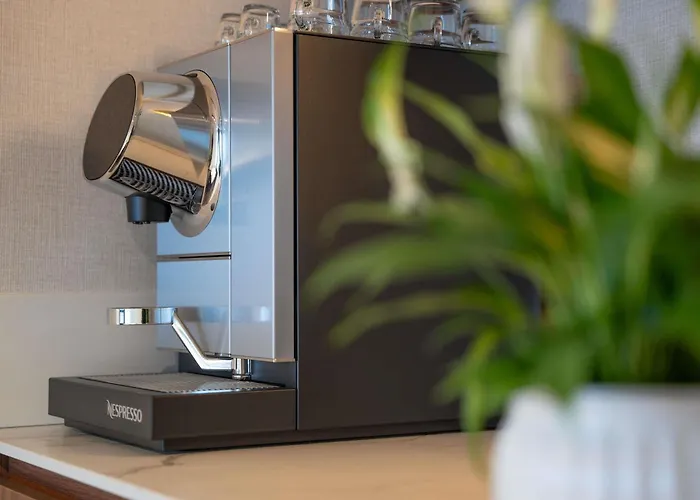 Mercure De Maine Hotel