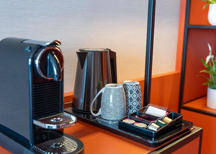 Hotel Mercure De Maine 4*