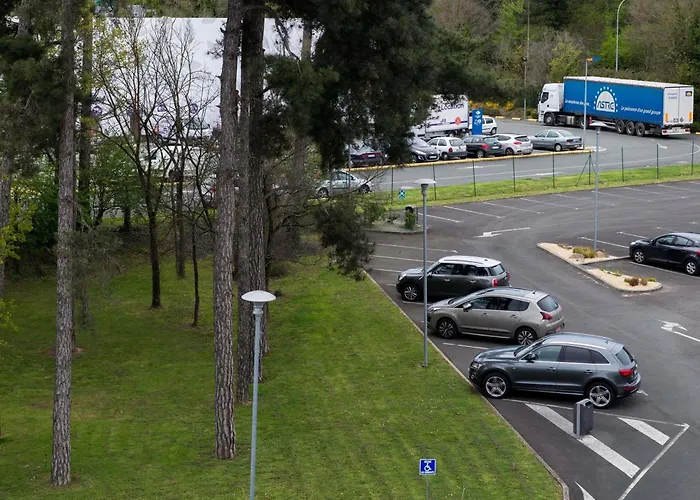 Hotel Mercure De Maine